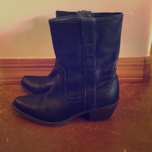 Steve Madden heeled booties